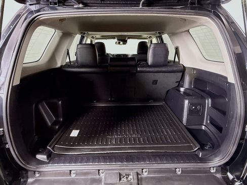 Used 2020 Toyota 4Runner TRD Off-Road image 27