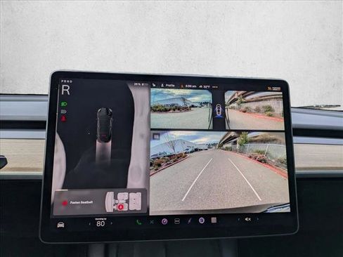 Used 2023 Tesla Model Y Performance image 16