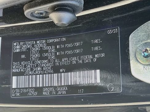 Used 2023 Toyota 4Runner SR5 AWD/4WD image 29