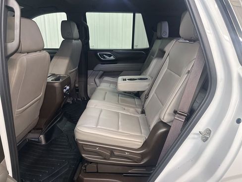 Used 2021 GMC Yukon SLT image 33