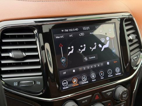 Used 2019 Jeep Grand Cherokee Summit w/ Platinum Series Group image 14