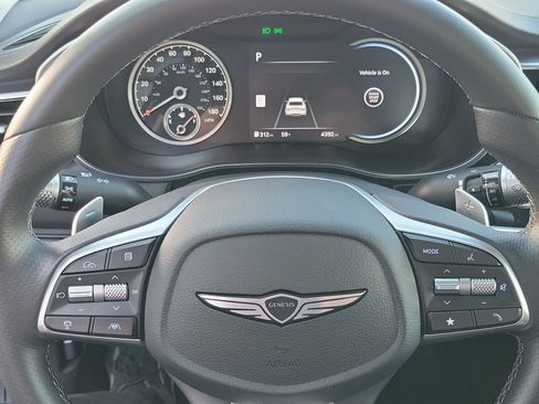 Certified 2026 Genesis G70 2.5T RWD image 10
