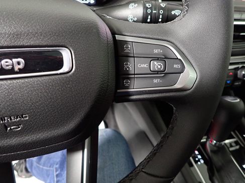 New 2026 Jeep Compass Limited w/ Sun, Sound & Navigation Group image 33