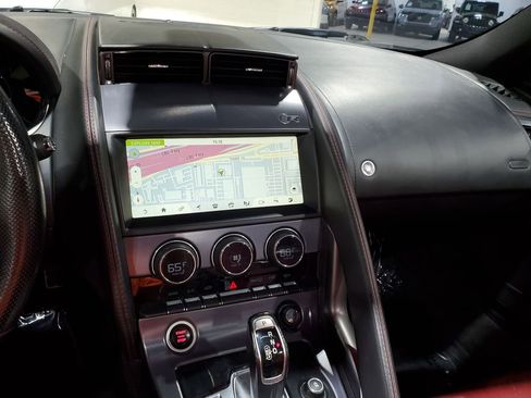 Used 2021 Jaguar F-TYPE R AWD/4WD image 19