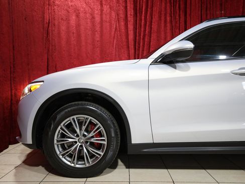 Used 2022 Alfa Romeo Stelvio Sprint RWD image 5