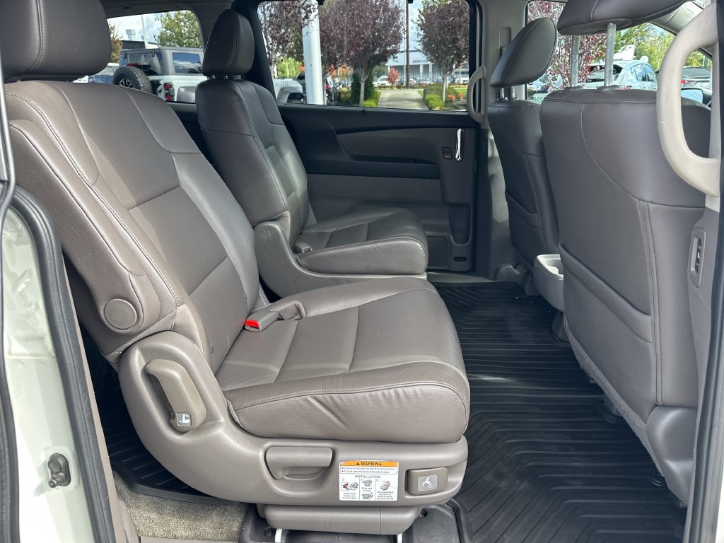 Used 2015 Honda Odyssey EX-L image 16