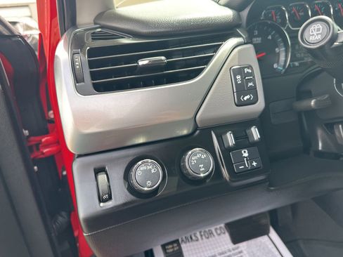 Used 2019 Chevrolet Tahoe LT AWD/4WD image 13