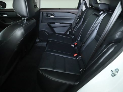 Certified 2023 Nissan Rogue SL w/ SL Premium Package AWD/4WD image 14
