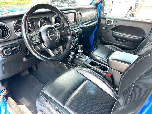 Used 2022 Jeep Wrangler Unlimited Sport AWD/4WD image 18