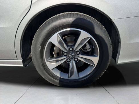 Used 2019 Honda Odyssey Touring image 64