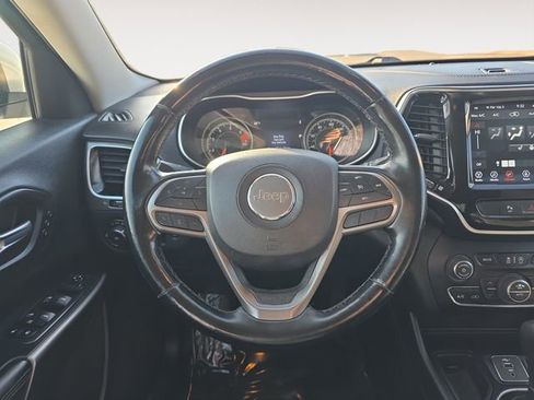 Used 2020 Jeep Cherokee Limited image 12