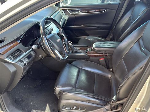 Used 2017 Cadillac XTS Luxury image 3