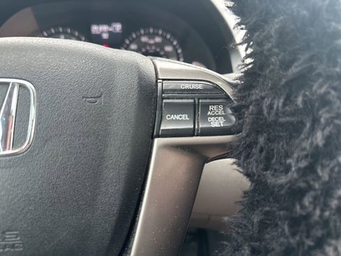 Used 2016 Honda Odyssey EX-L image 22