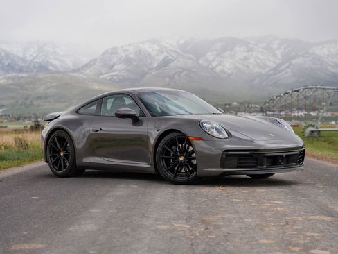 Used 2024 Porsche 911 Carrera 4S AWD/4WD image 1