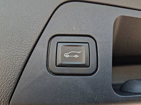 Used 2016 Buick Envision Premium AWD/4WD image 30