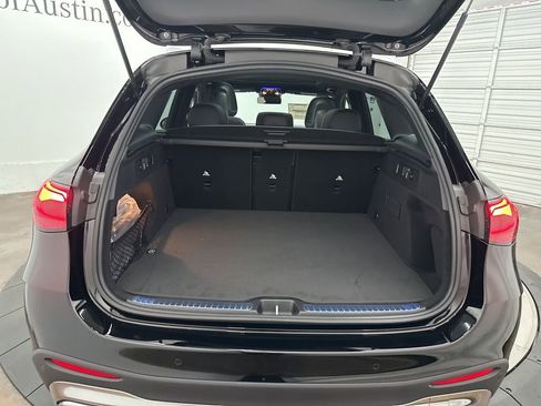 Used 2026 Mercedes-Benz GLC 300 GLC 300 image 24