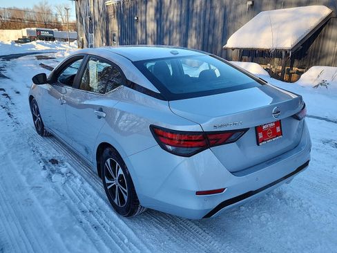 Used 2023 Nissan Sentra SV image 6