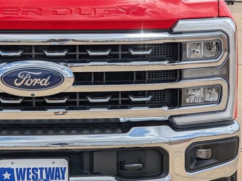 Used 2024 Ford F250 Lariat AWD/4WD image 9