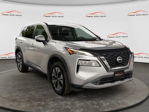 Used 2022 Nissan Rogue SV AWD/4WD image 5