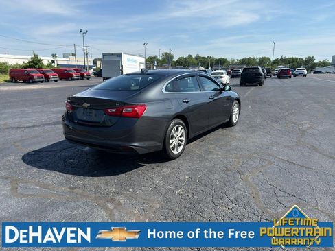 Used 2018 Chevrolet Malibu LT FWD image 6