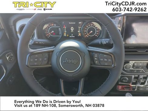 New 2026 Jeep Gladiator Willys image 7