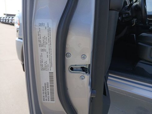 Used 2024 RAM 2500 Laramie w/ Safety Group image 35