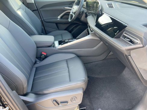 New 2025 Audi Q5 Premium Plus image 29