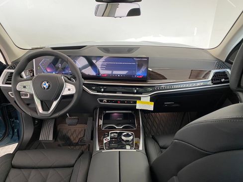 New 2026 BMW X7 xDrive40i w/ Executive Package image 15