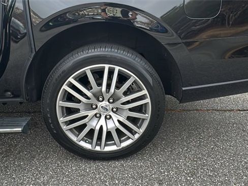 Certified 2022 Ford Expedition Max Platinum image 19