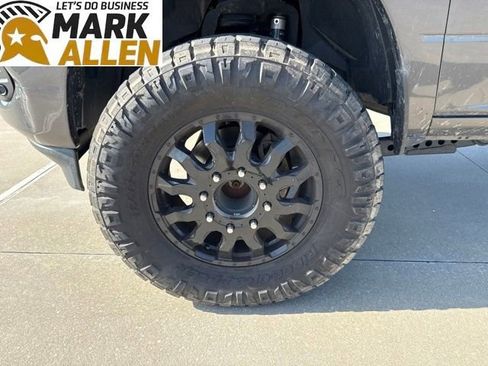 Used 2022 RAM 3500 Big Horn w/ Night Edition AWD/4WD image 7