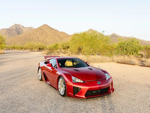 Used 2012 Lexus LFA RWD image 20