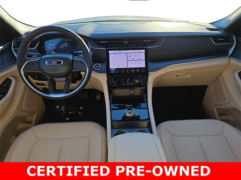 Used 2025 Jeep Grand Cherokee Limited w/ Black Appearance Package image 37