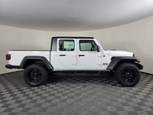 New 2026 Jeep Gladiator Sport image 3