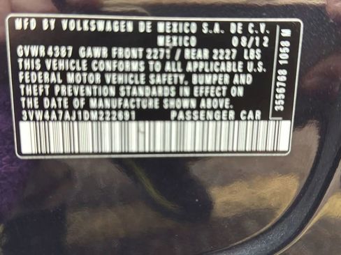 Used 2013 Volkswagen Jetta GLI image 31