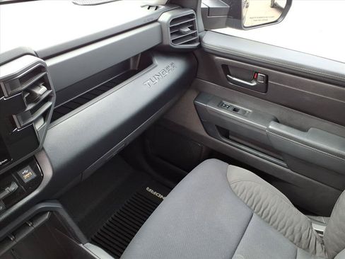 Used 2022 Toyota Tundra SR w/ SR Tow Package AWD/4WD image 33