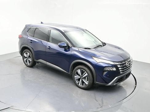 Used 2026 Nissan Rogue SL FWD image 17