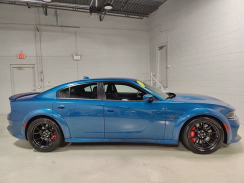 Used 2022 Dodge Charger SRT Hellcat RWD image 7