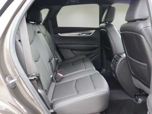 Used 2020 Cadillac XT5 Luxury FWD image 18