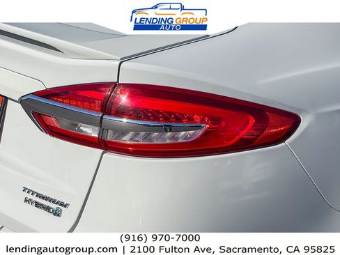 Used 2019 Ford Fusion Titanium FWD image 8