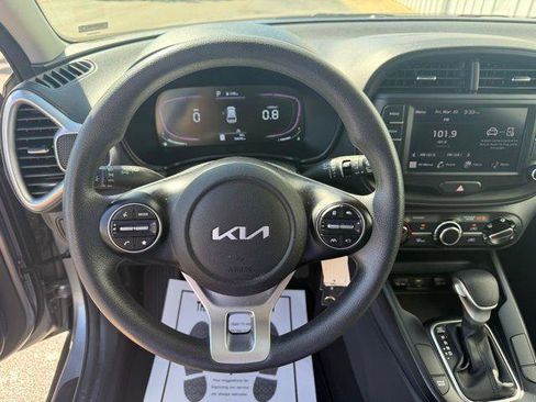 Used 2024 Kia Soul LX w/ Option Group 015 image 7