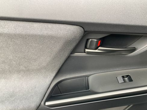 New 2026 Toyota C-HR image 12