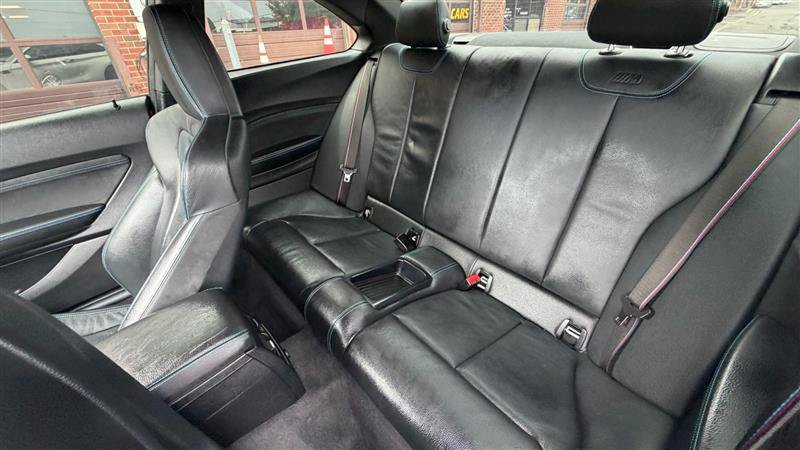 Used 2019 BMW M2 Competition w/ Executive Package RWD image 10