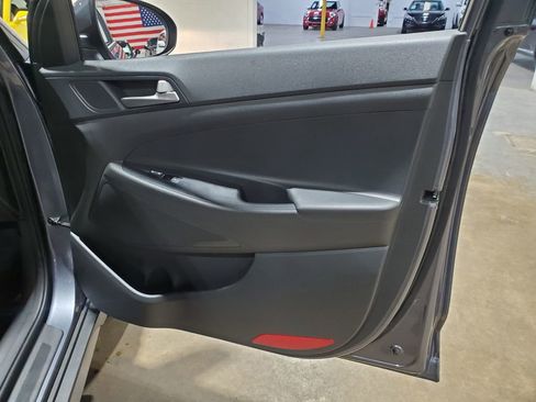 Used 2018 Hyundai Tucson SEL image 15