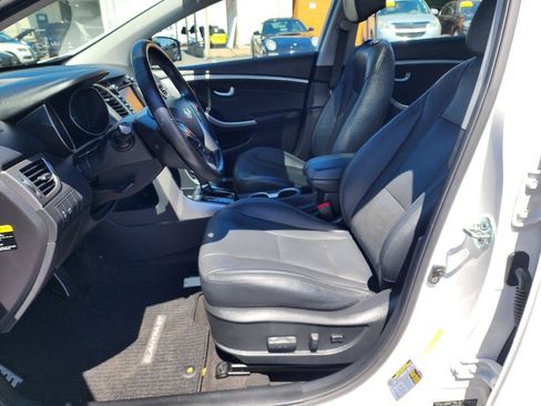 Used 2014 Hyundai Elantra GT w/ Option Group 03 FWD image 13