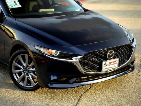 New 2026 MAZDA MAZDA3 2.5 S Sedan w/ Preferred Pkg image 3