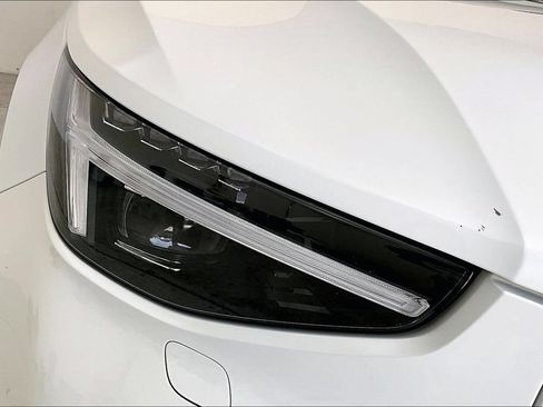 Used 2023 Volvo XC40 Recharge Ultimate AWD/4WD image 34