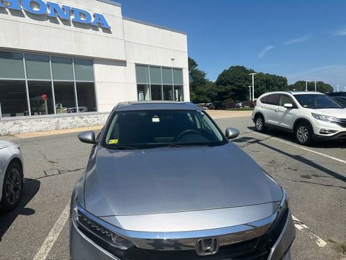Used 2019 Honda Accord EX image 12