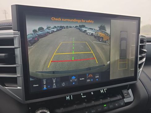 Used 2025 Toyota Tundra Platinum image 22