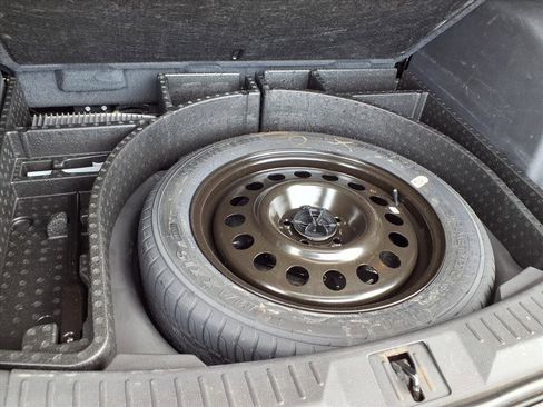Used 2015 Ford Escape Titanium image 30