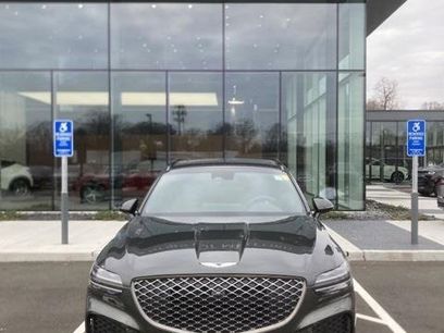 New 2025 Genesis GV70 3.5T Sport w/ Sport Advanced Package